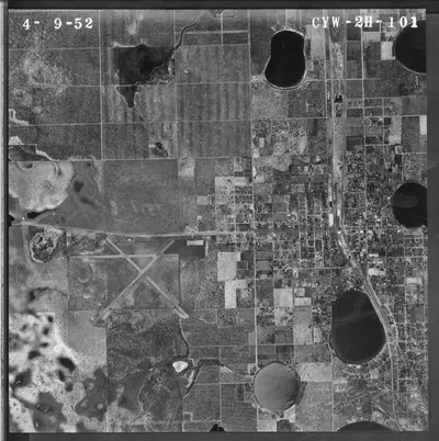 Avon Park from the air, 9 April 1952