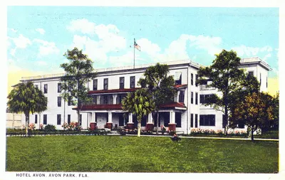 The Hotel Avon, Avon Park, on a postcard postmarked 8 March 1925